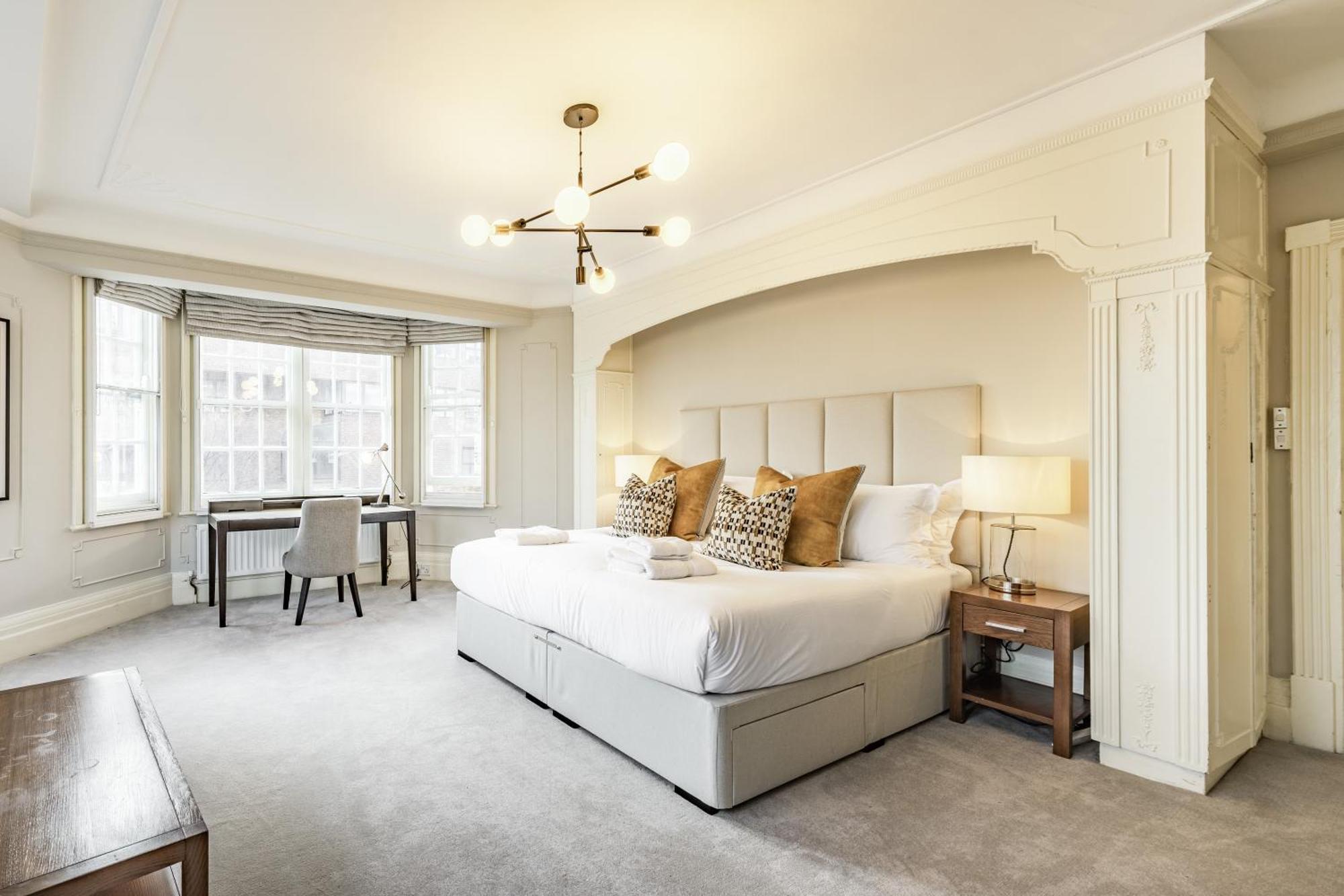 Strathmore Court Apartment *
