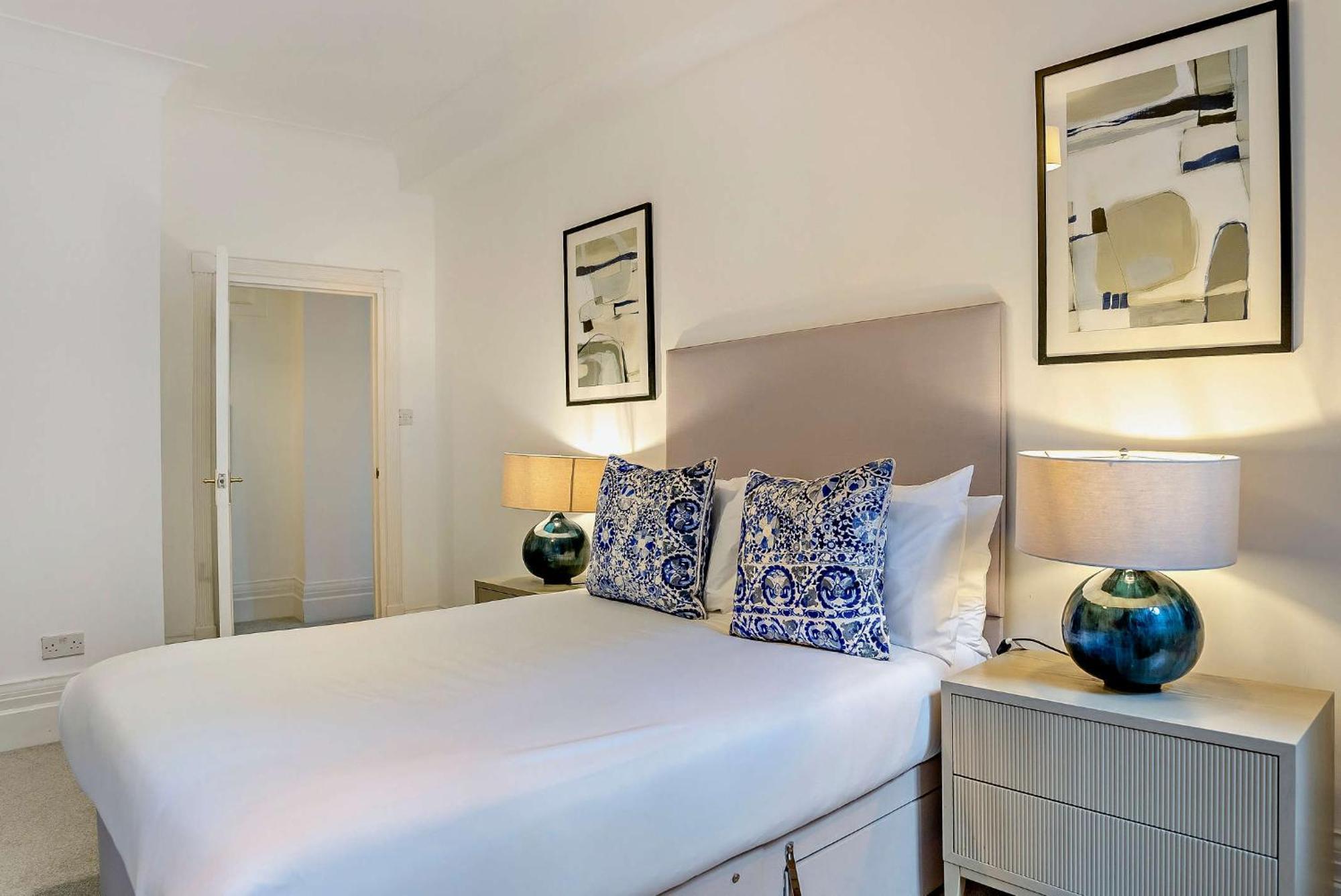 Strathmore Court Apartment