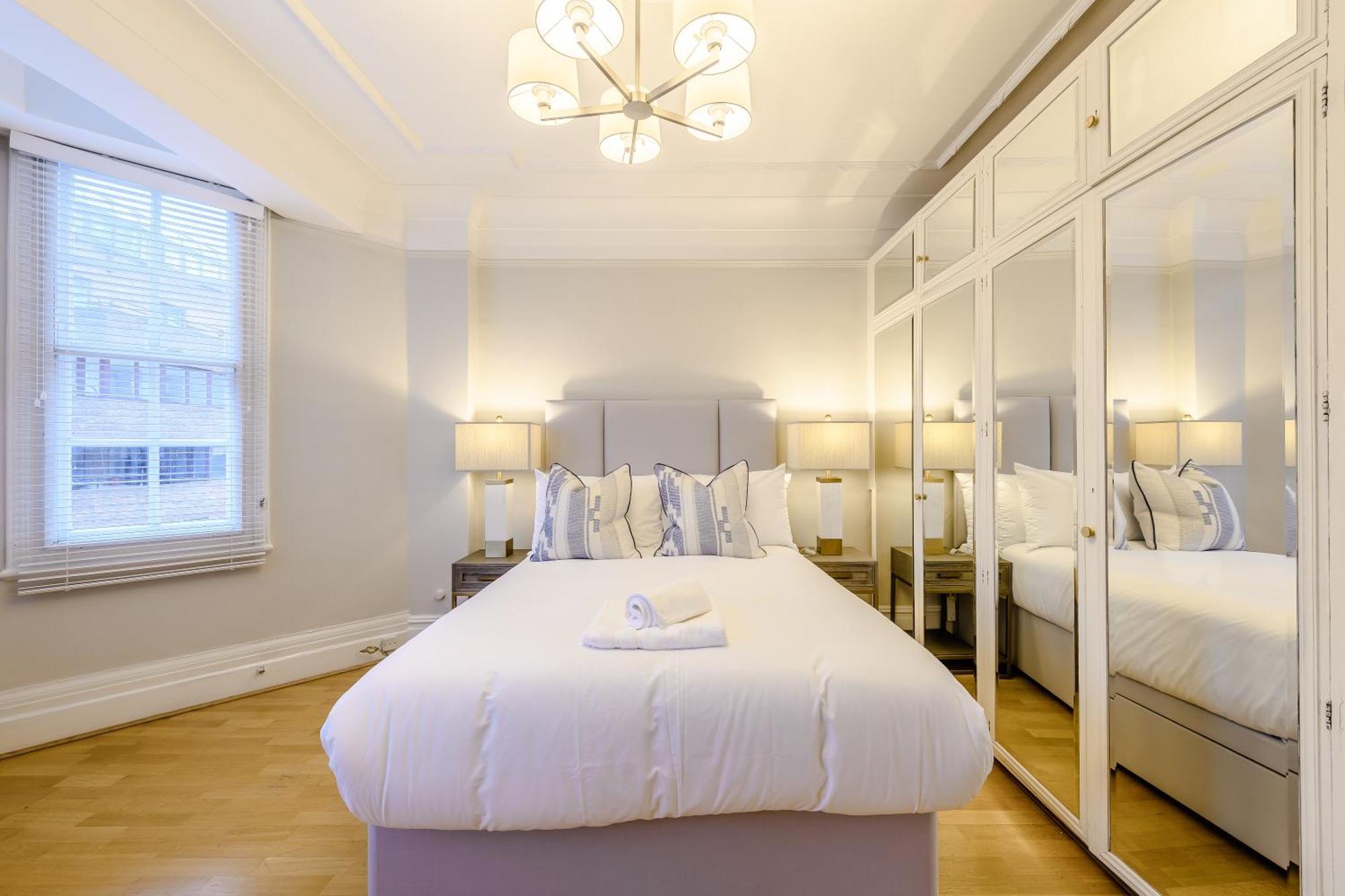 Strathmore Court London