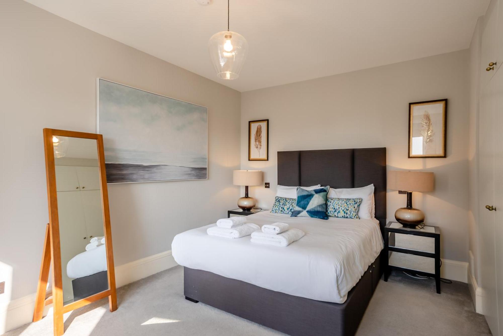 Apartment Strathmore Court London